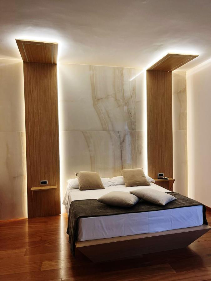 Olympus Capua Hotel ภายนอก รูปภาพ