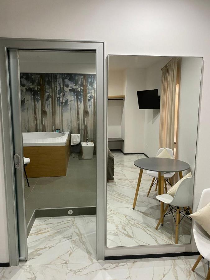 Olympus Capua Hotel ภายนอก รูปภาพ