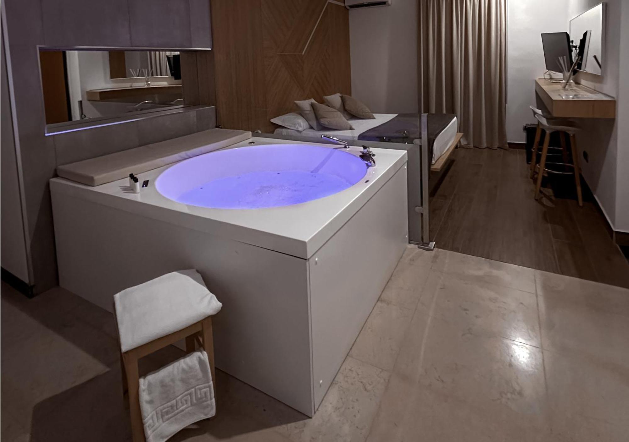 Olympus Capua Hotel ภายนอก รูปภาพ